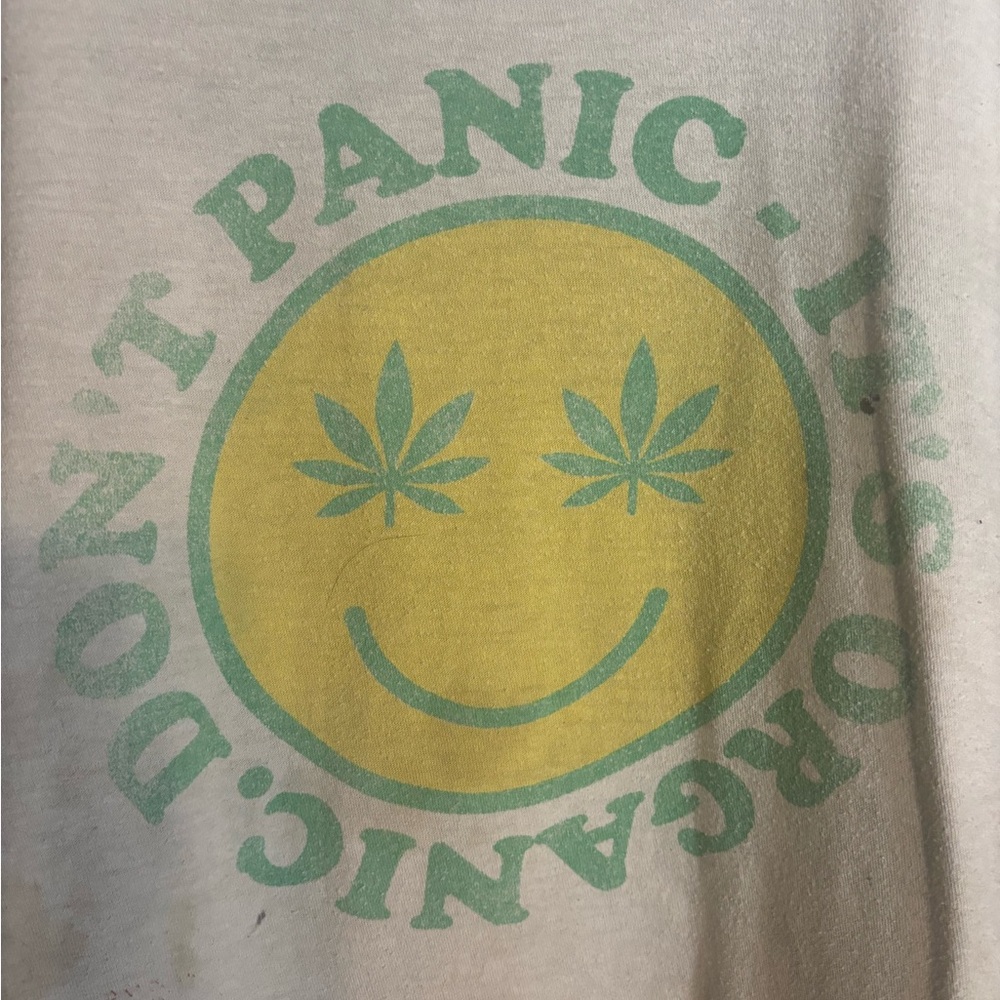 Don’t panic it’s organic 2xlarge beige graphic preowned tshirt